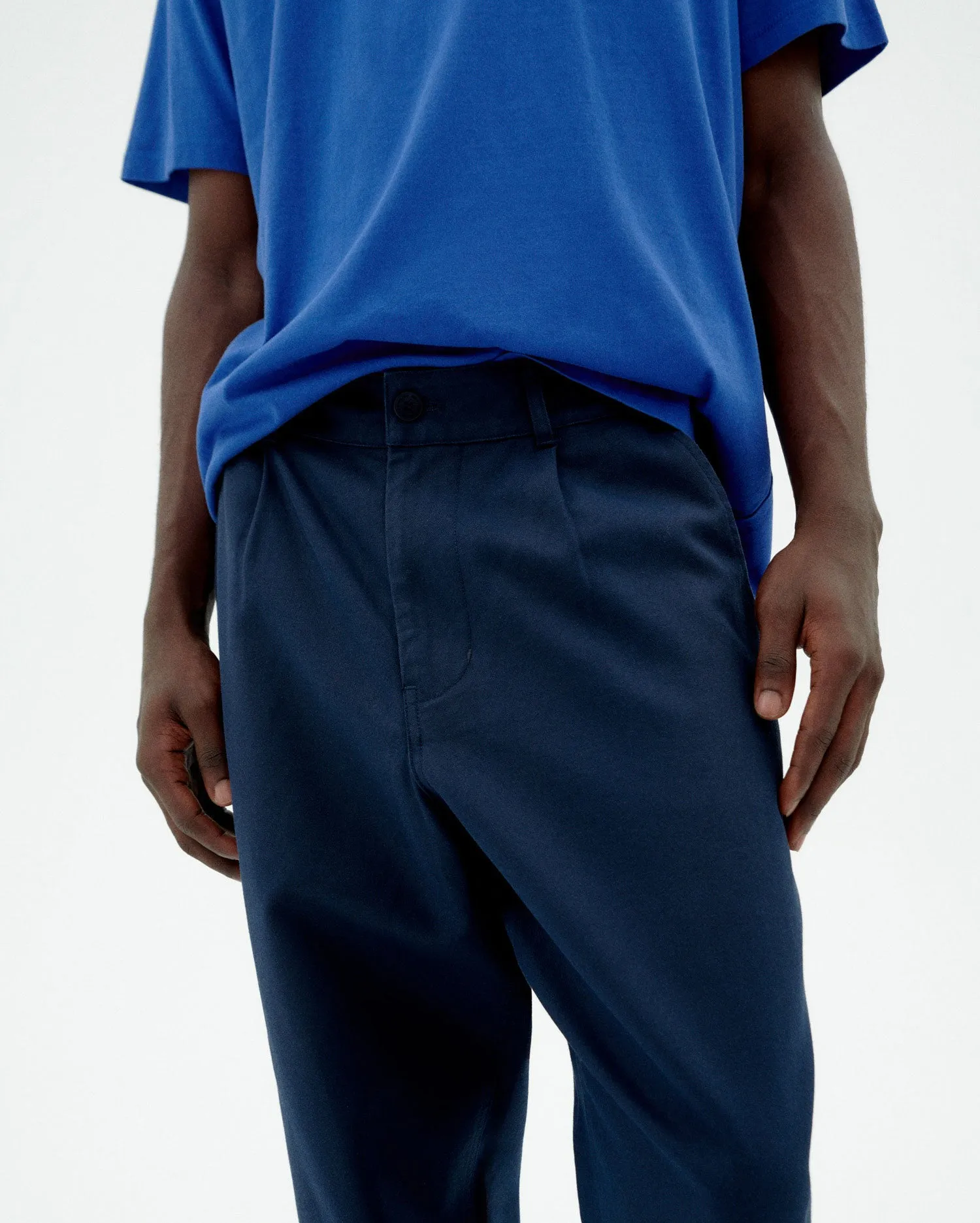 Pantalón relaxed pinza azul hemp Moero sold by Thinking Mu product image thumbnail 3