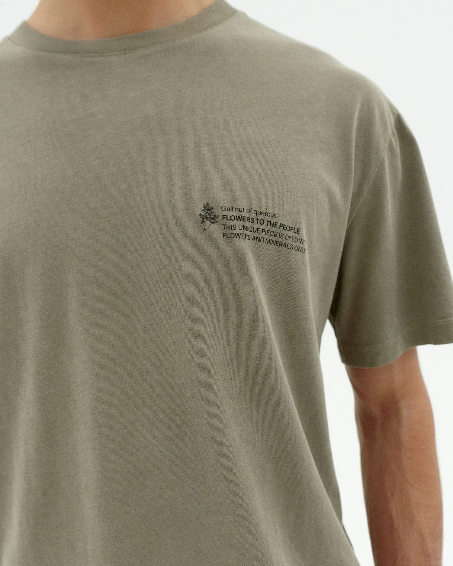 Camiseta unisex nut tinte natural sold by Thinking Mu product image thumbnail 3