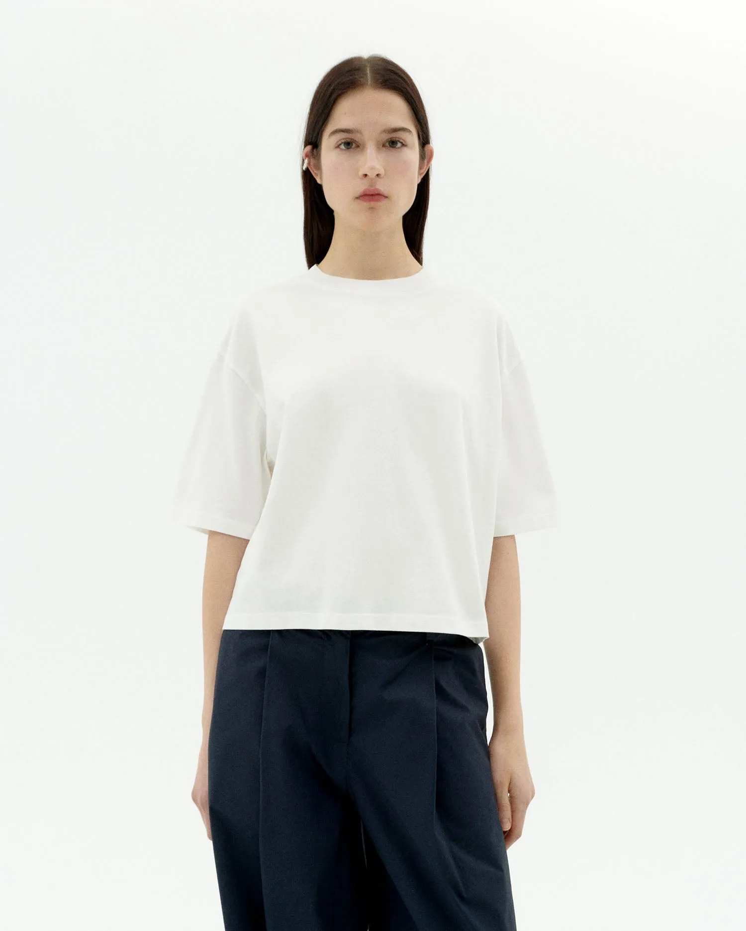 Camiseta oversize blanca Lena sold by Thinking Mu