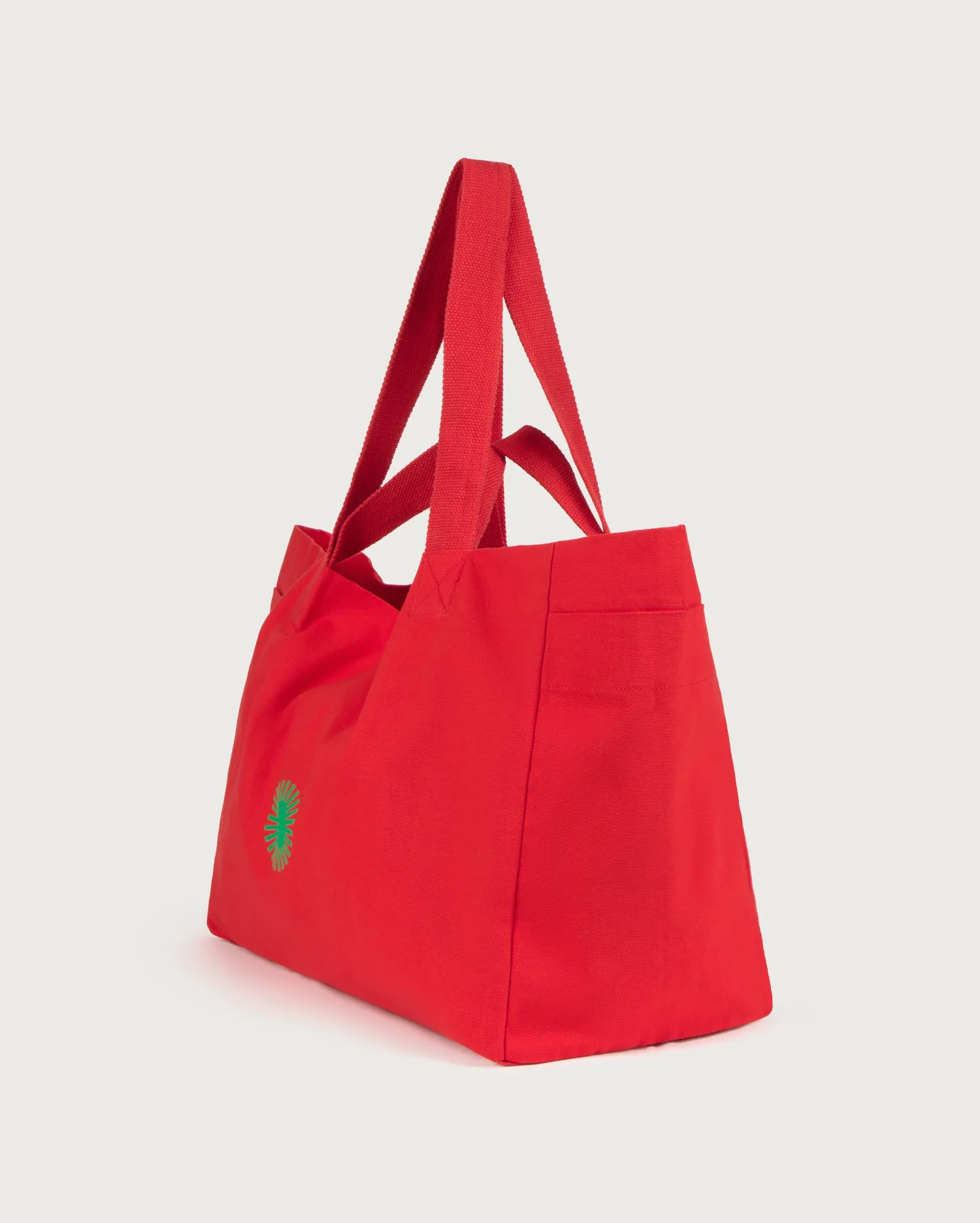 Big carry bag rojo Mon sold by Thinking Mu