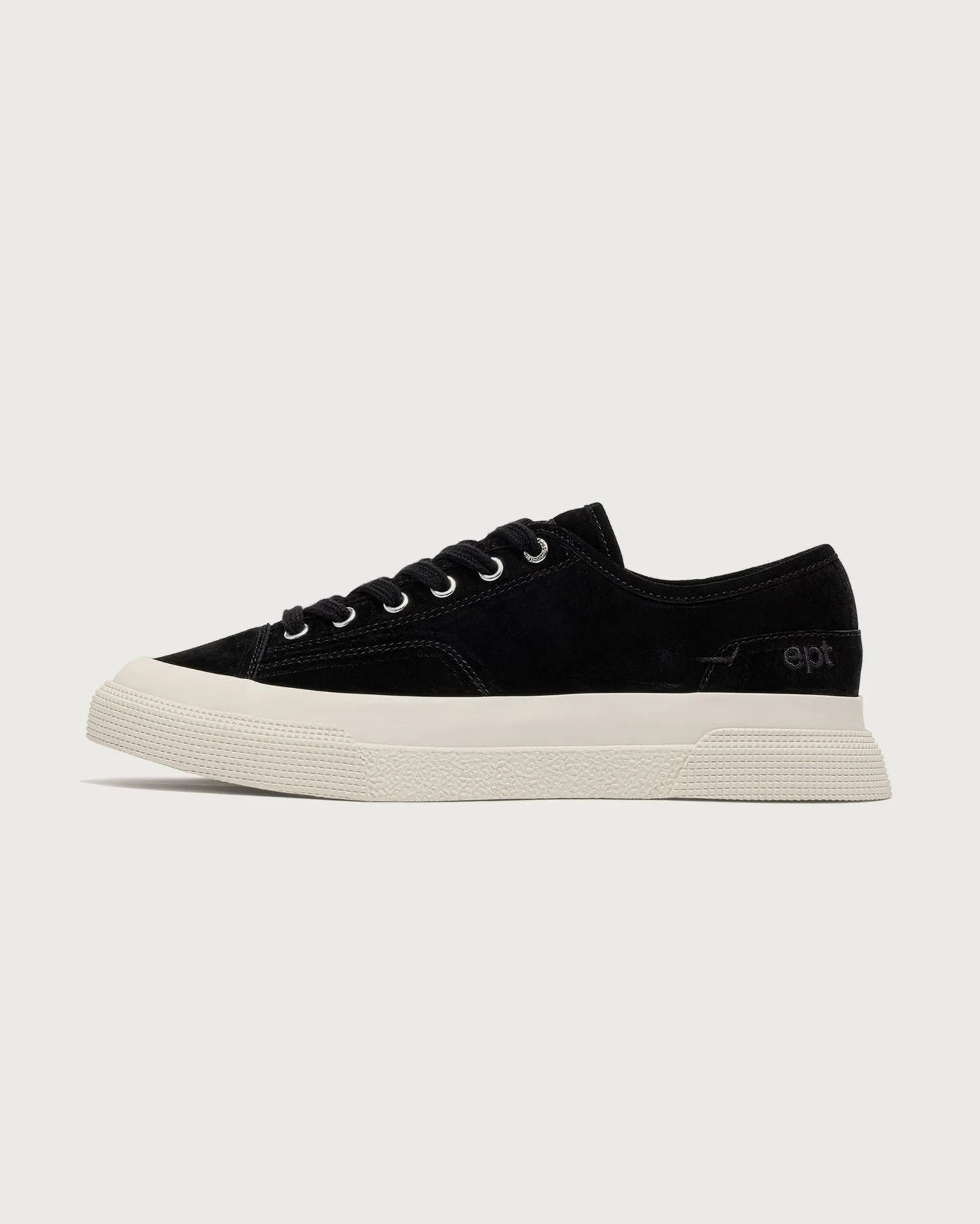 Zapatillas negras Soho Nb Black sold by Thinking Mu
