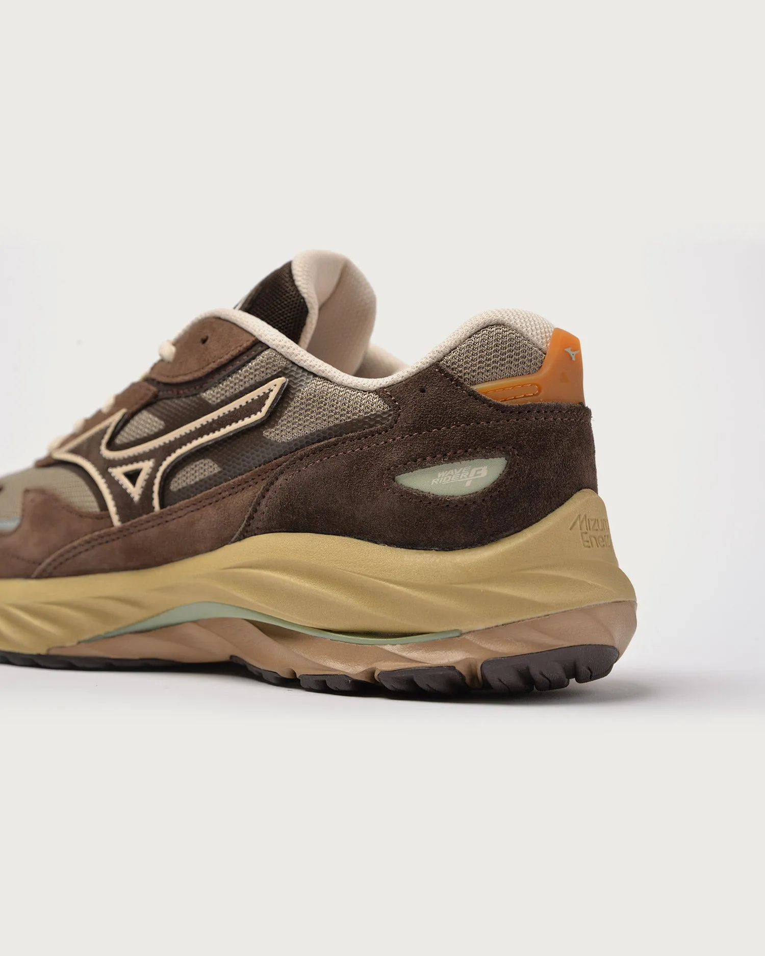 Zapatillas marrones Wave Rider B sold by Thinking Mu product image thumbnail 4