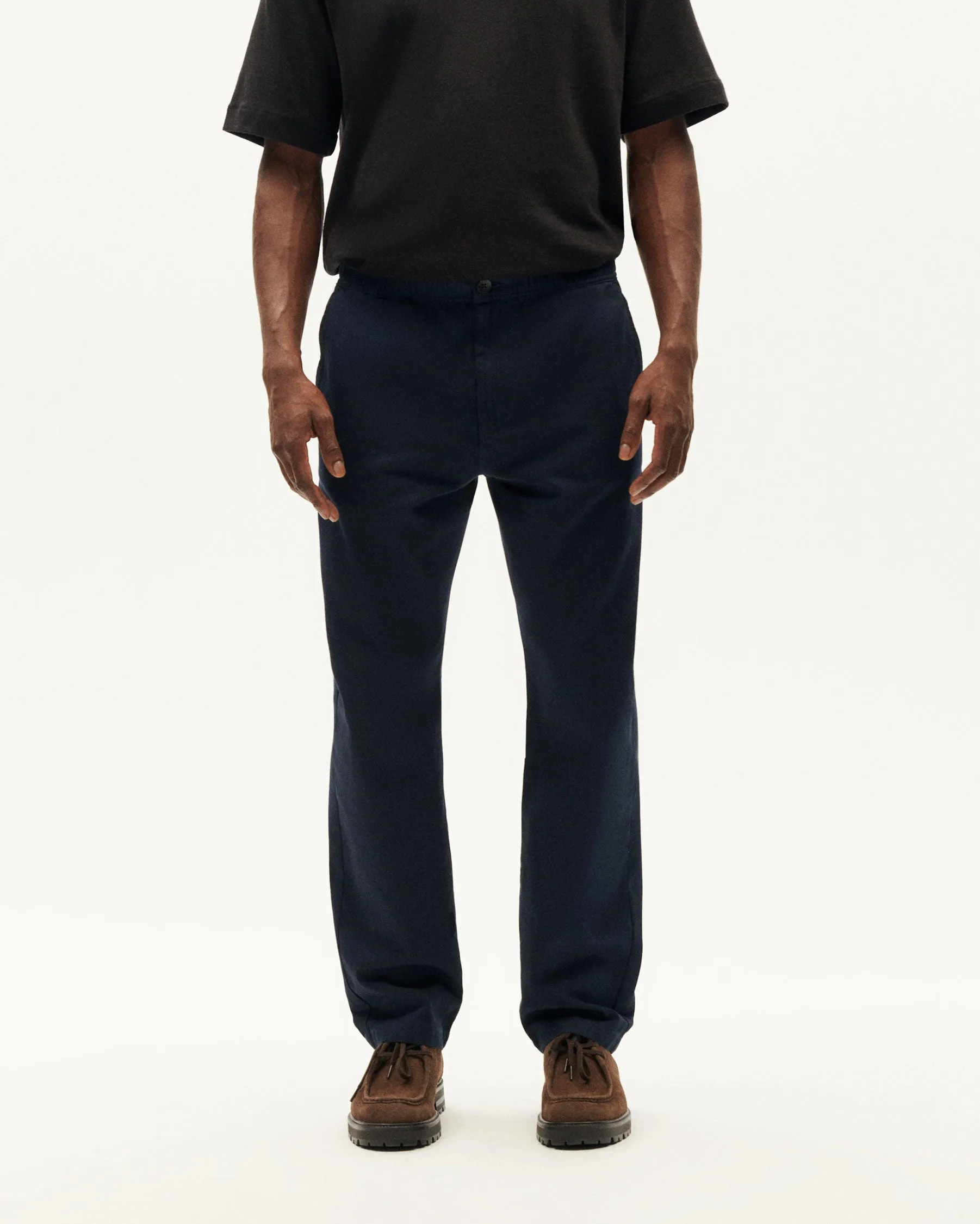 Pantalón azul Travel sold by Thinking Mu