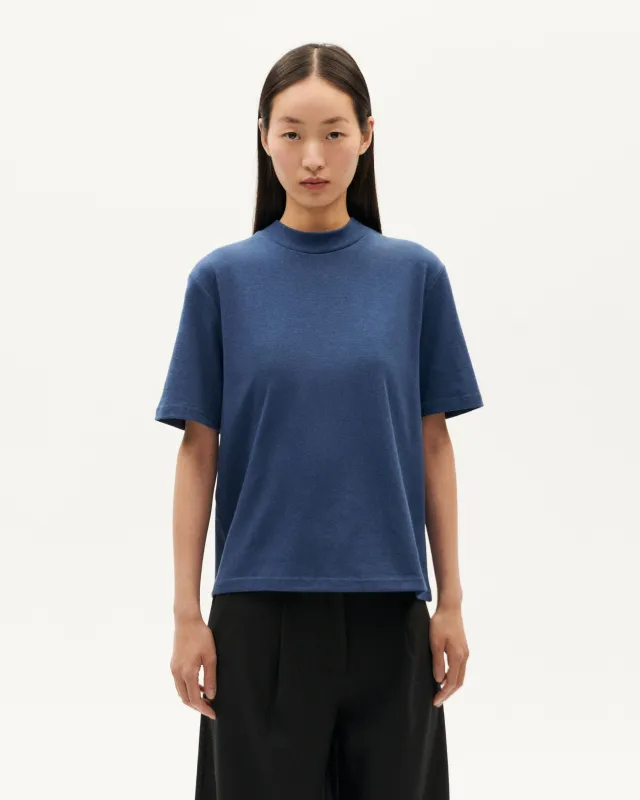 Camiseta azul hemp Aidin sold by Thinking Mu