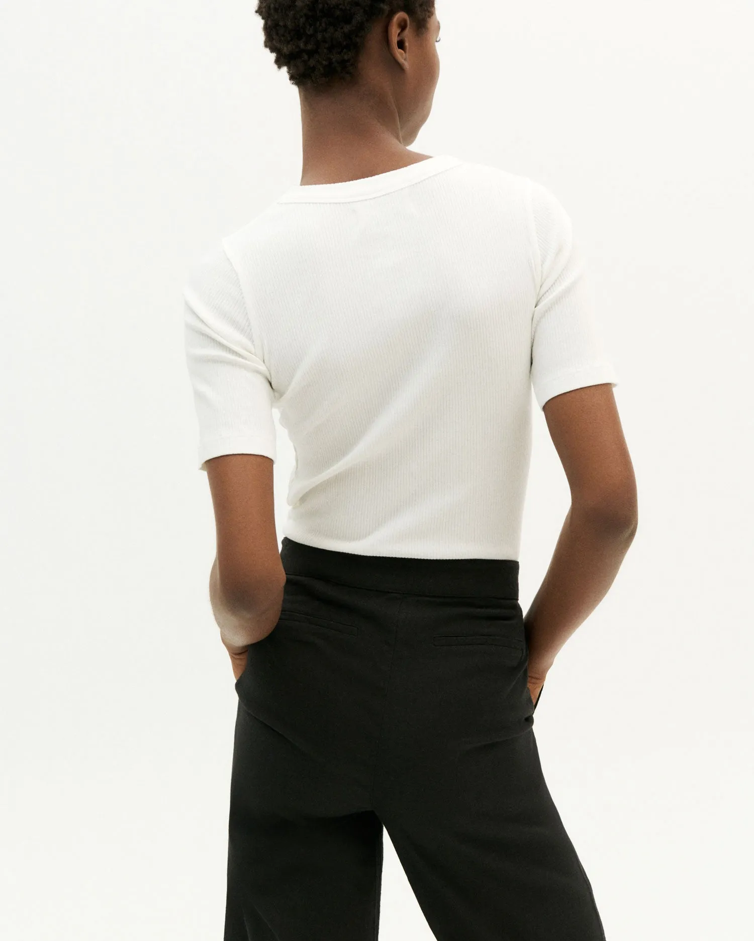 Pantalón tiro alto negro Karina sold by Thinking Mu product image thumbnail 4