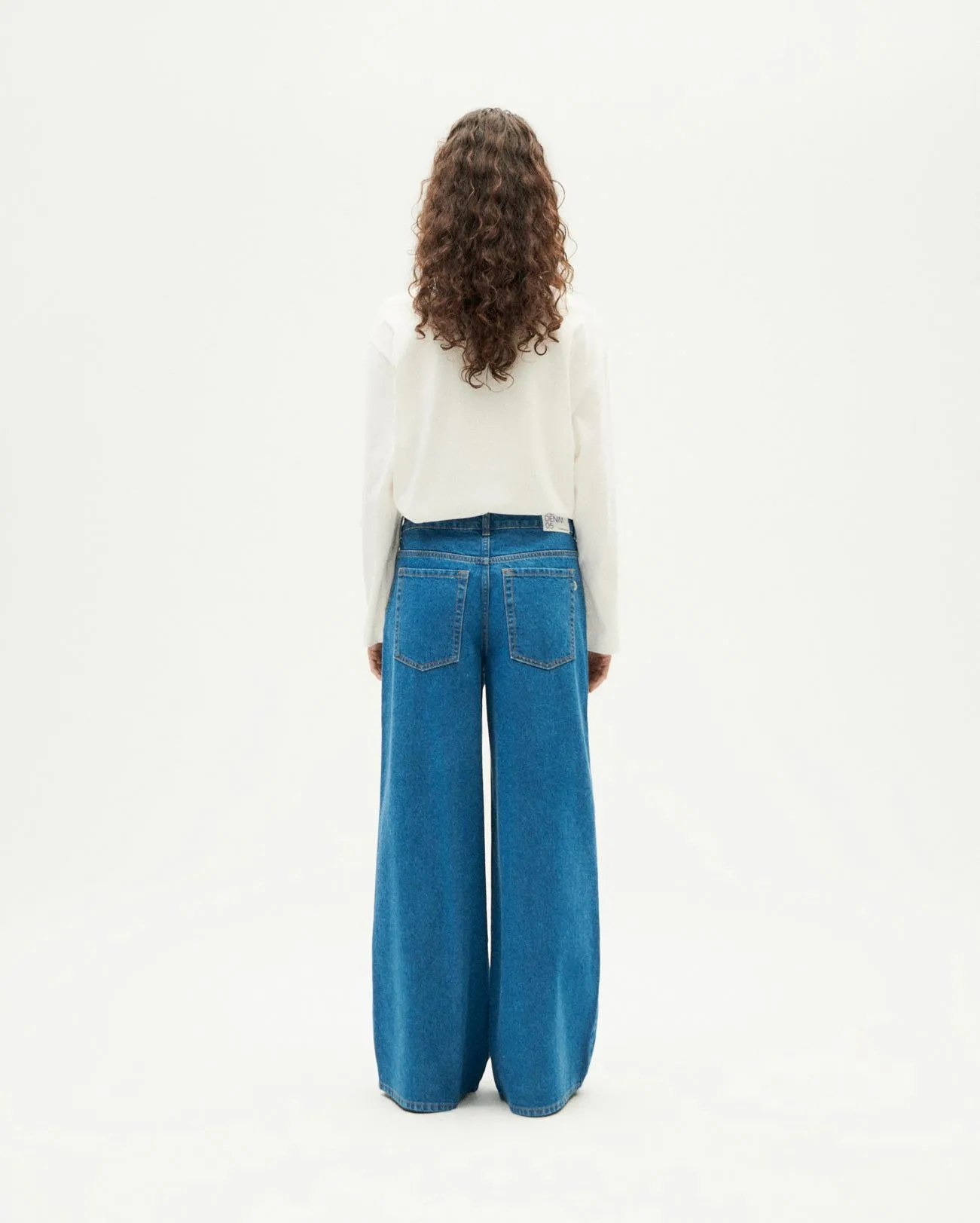 Jeans wide leg classic blue Hedda sold by Thinking Mu product image thumbnail 4