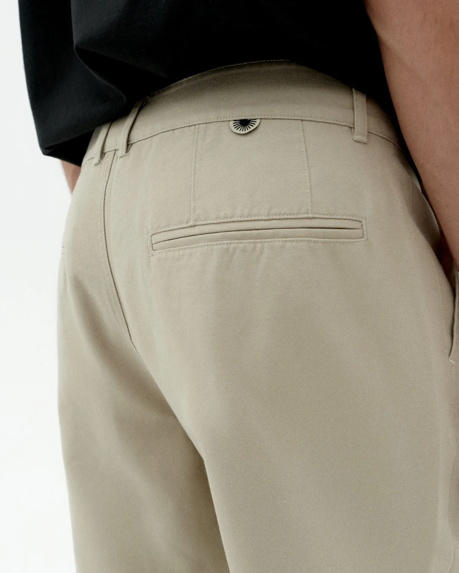 Pantalón relaxed pinza beige hemp Moero sold by Thinking Mu product image thumbnail 3