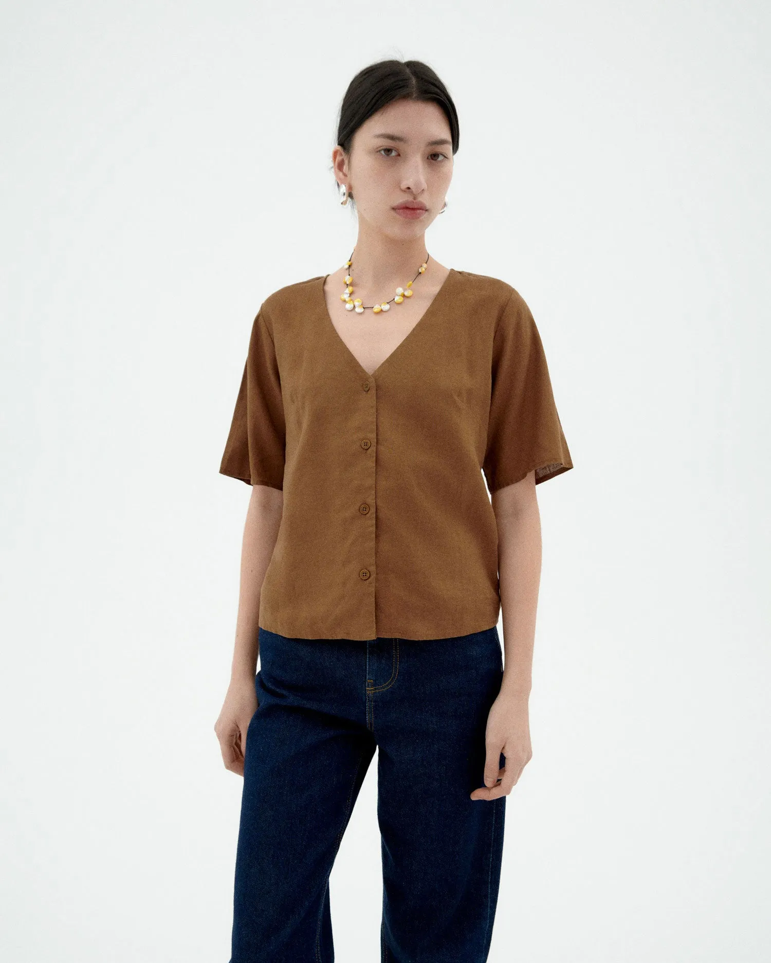 Blusa marrón hemp Libelula sold by Thinking Mu