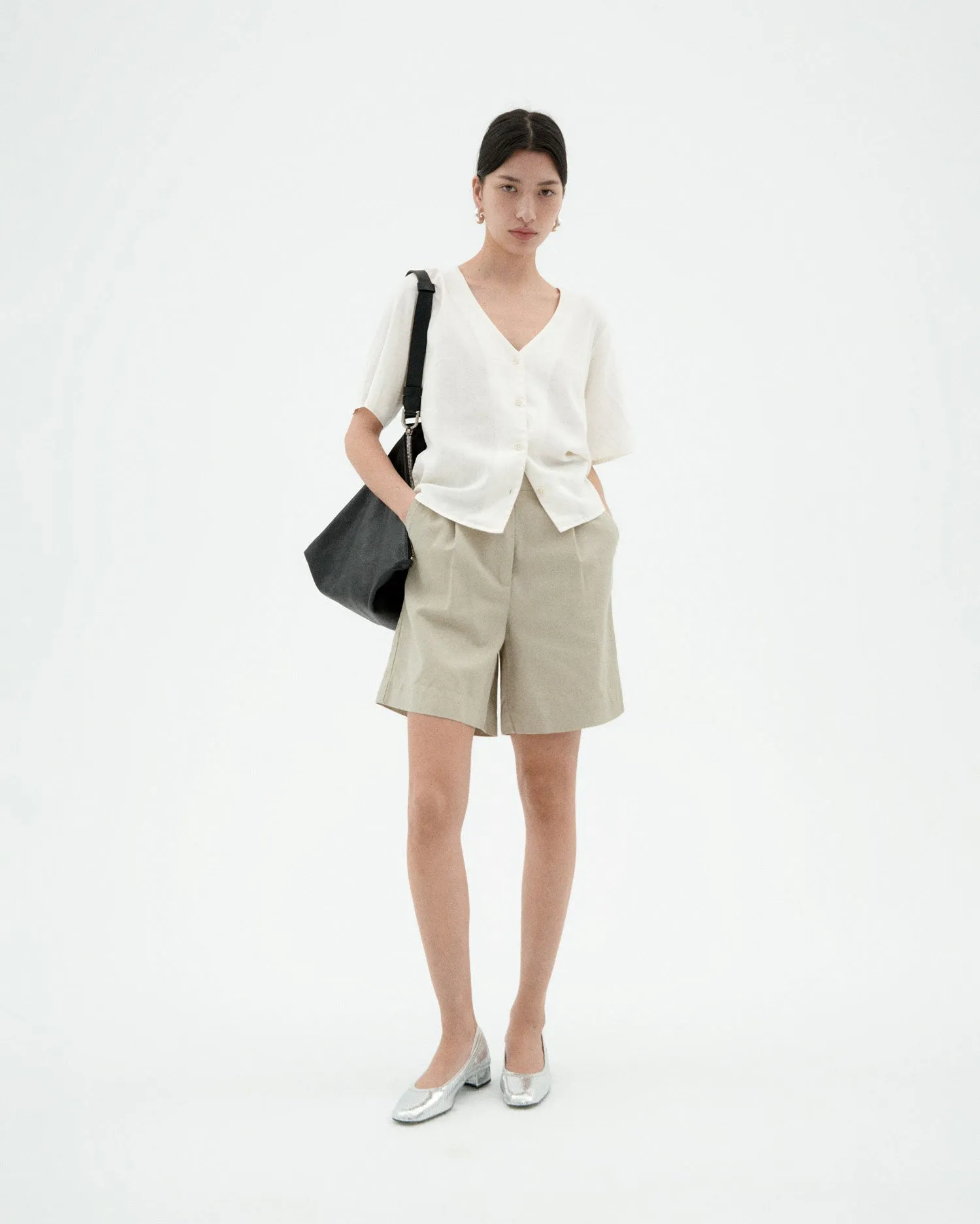 Bermuda pinzas beige hemp Lia sold by Thinking Mu product image thumbnail 2