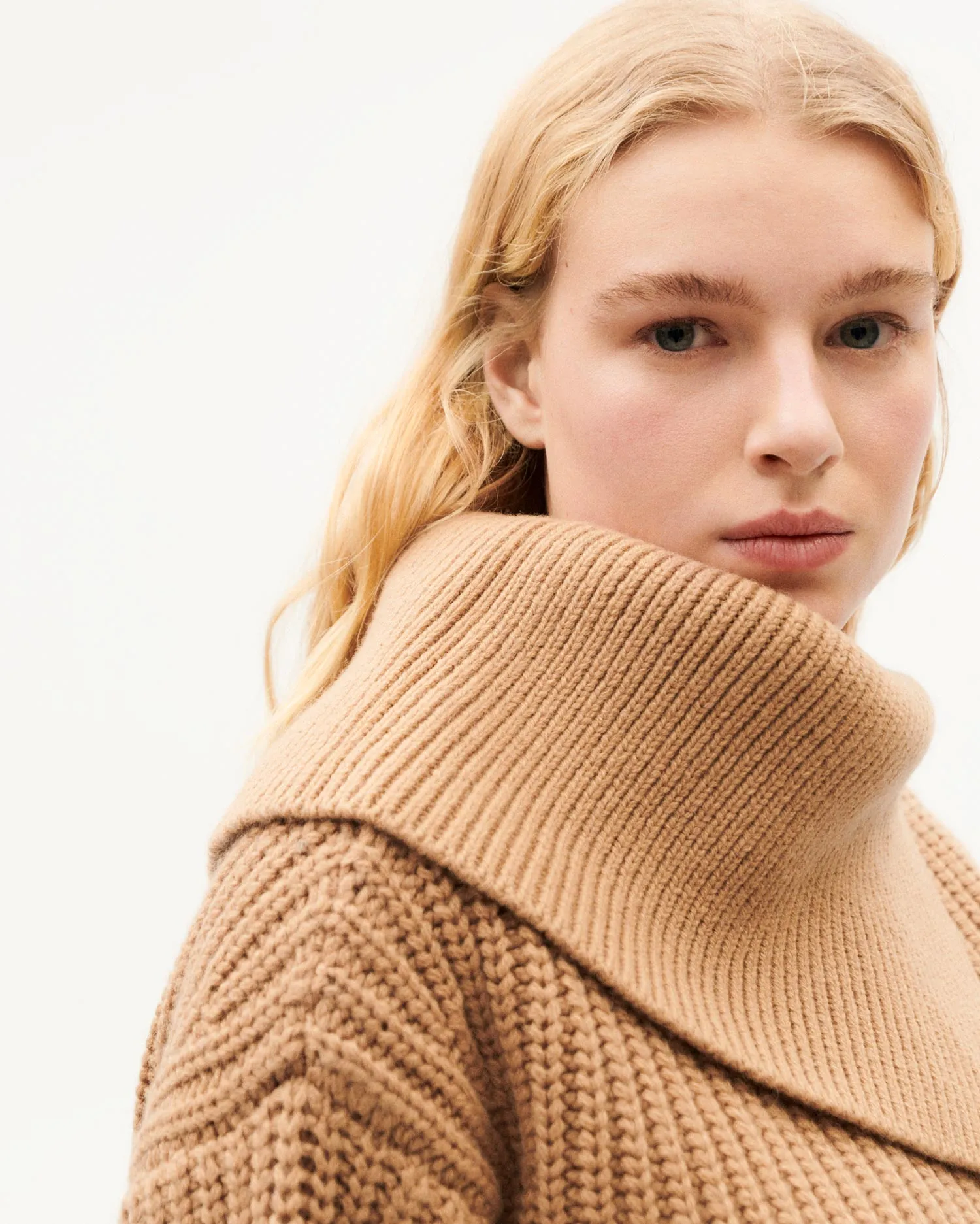 Jersey beige lana Sua sold by Thinking Mu product image thumbnail 3