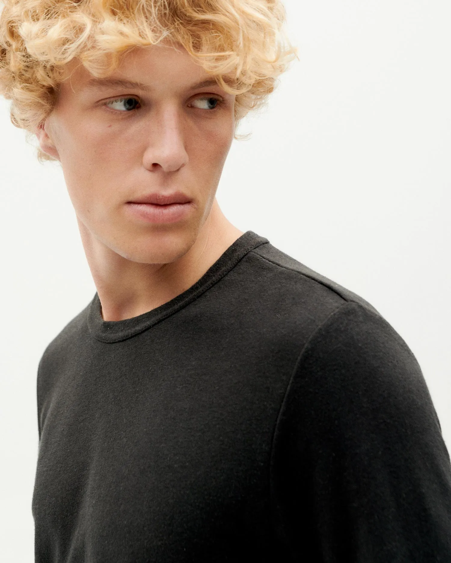 Camiseta gruesa negra hemp Shiva sold by Thinking Mu product image thumbnail 4