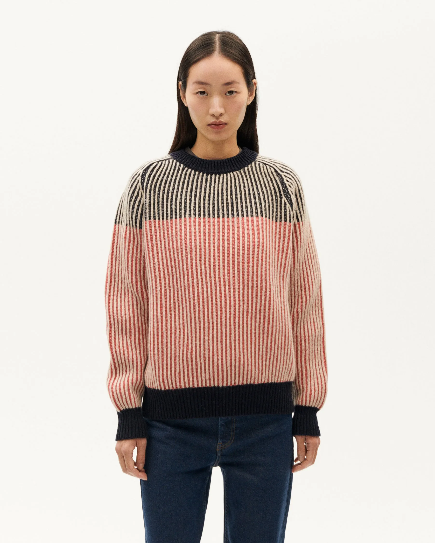 Jersey rojo lana Nur sold by Thinking Mu