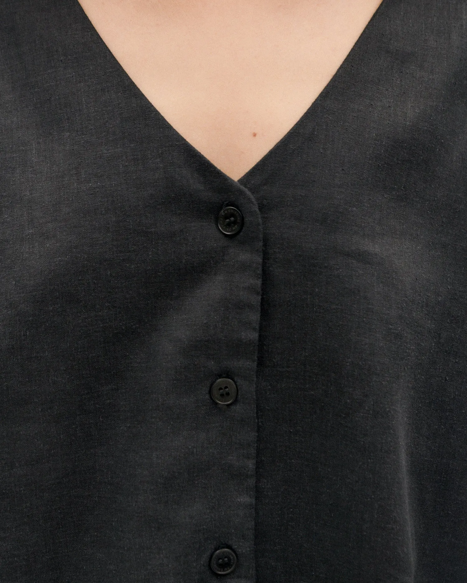 Blusa negra hemp Libelula sold by Thinking Mu product image thumbnail 3