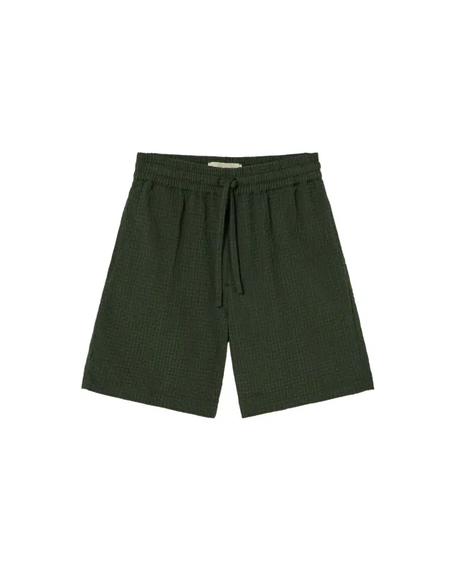 Short verde seersucker Neptuno sold by Thinking Mu