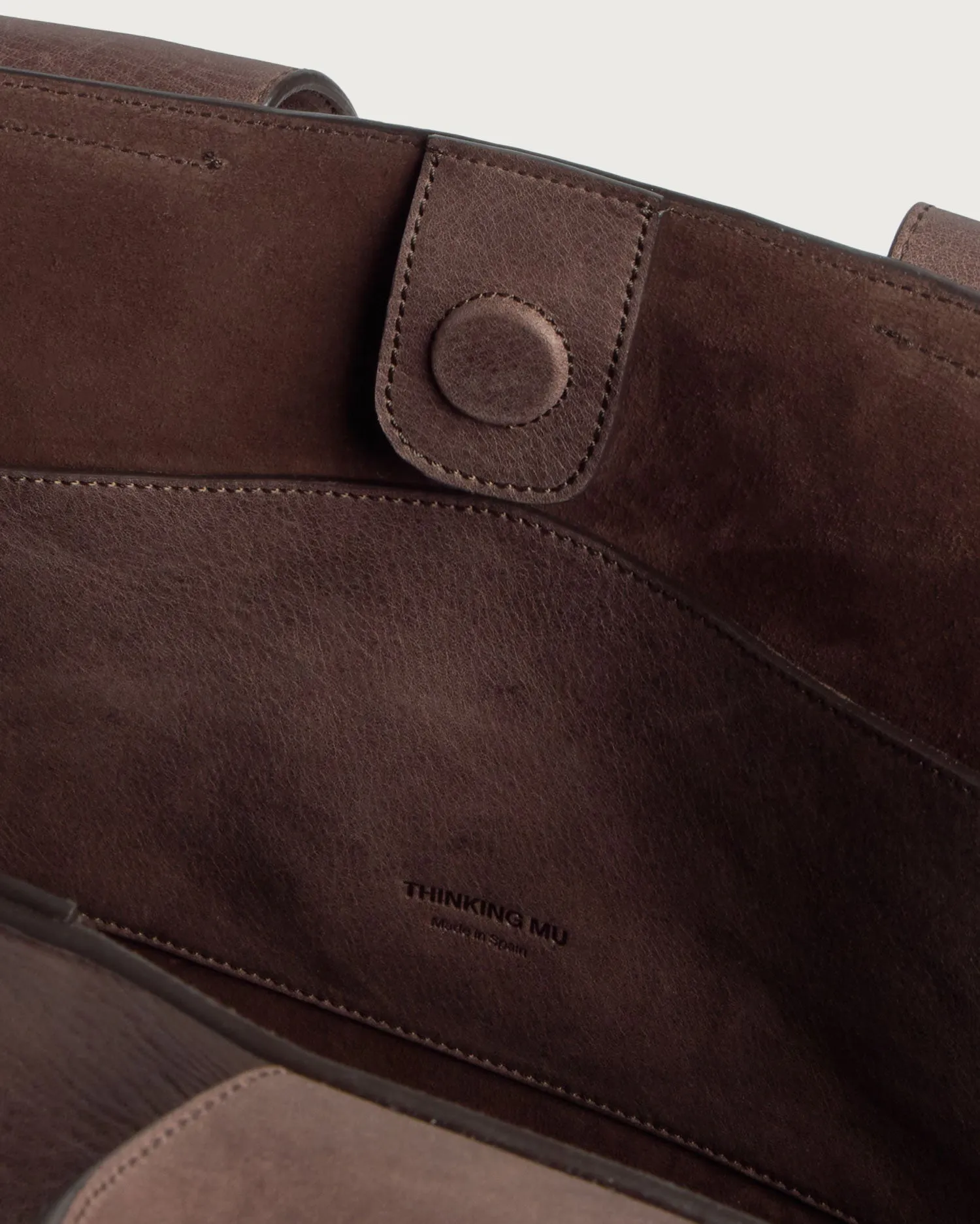 Bolso marrón piel Pepo sold by Thinking Mu product image thumbnail 5