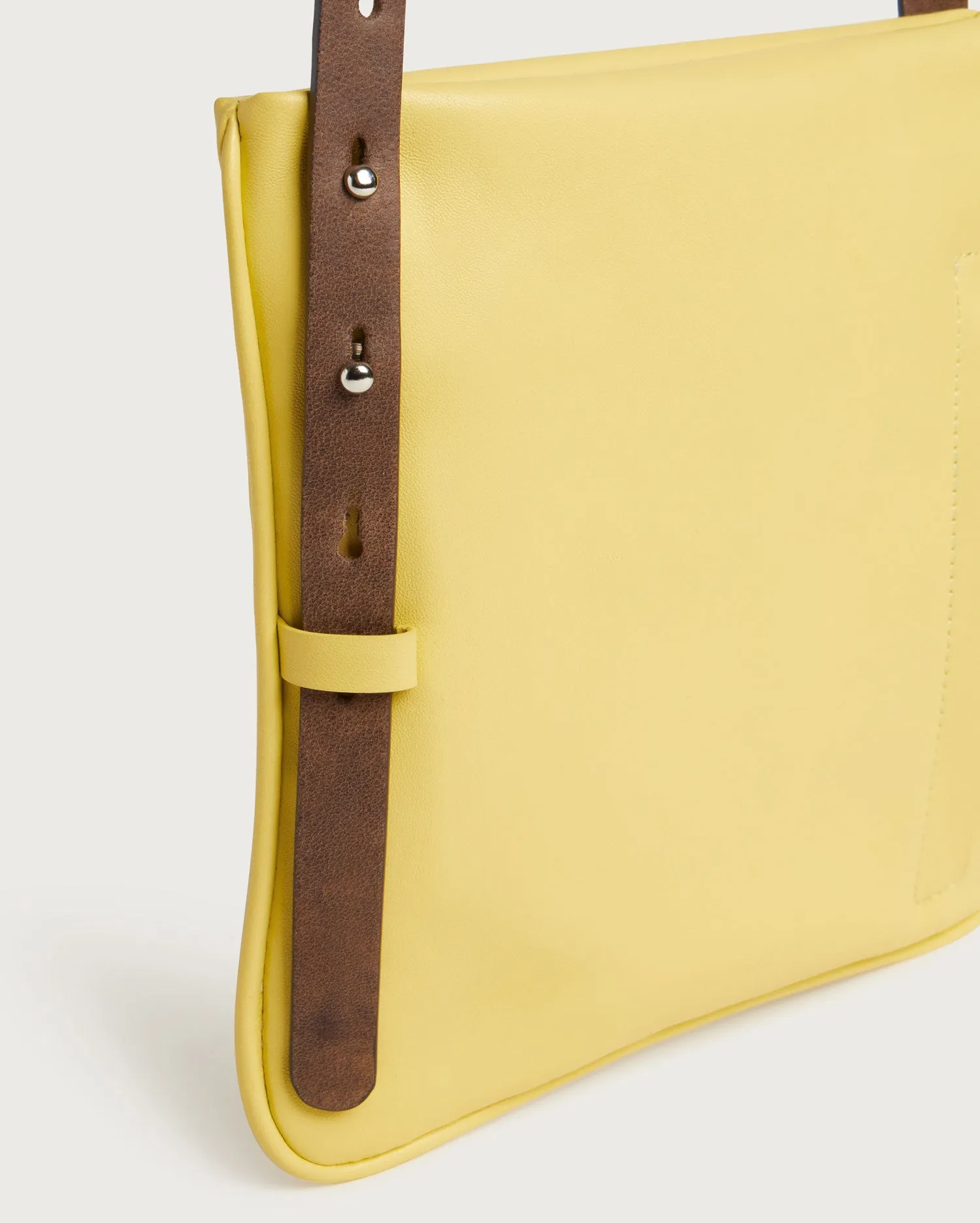 Bolso hombro amarillo piel Bonbon sold by Thinking Mu product image thumbnail 4