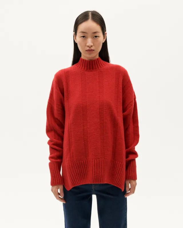 Jersey rojo lana Carol sold by Thinking Mu