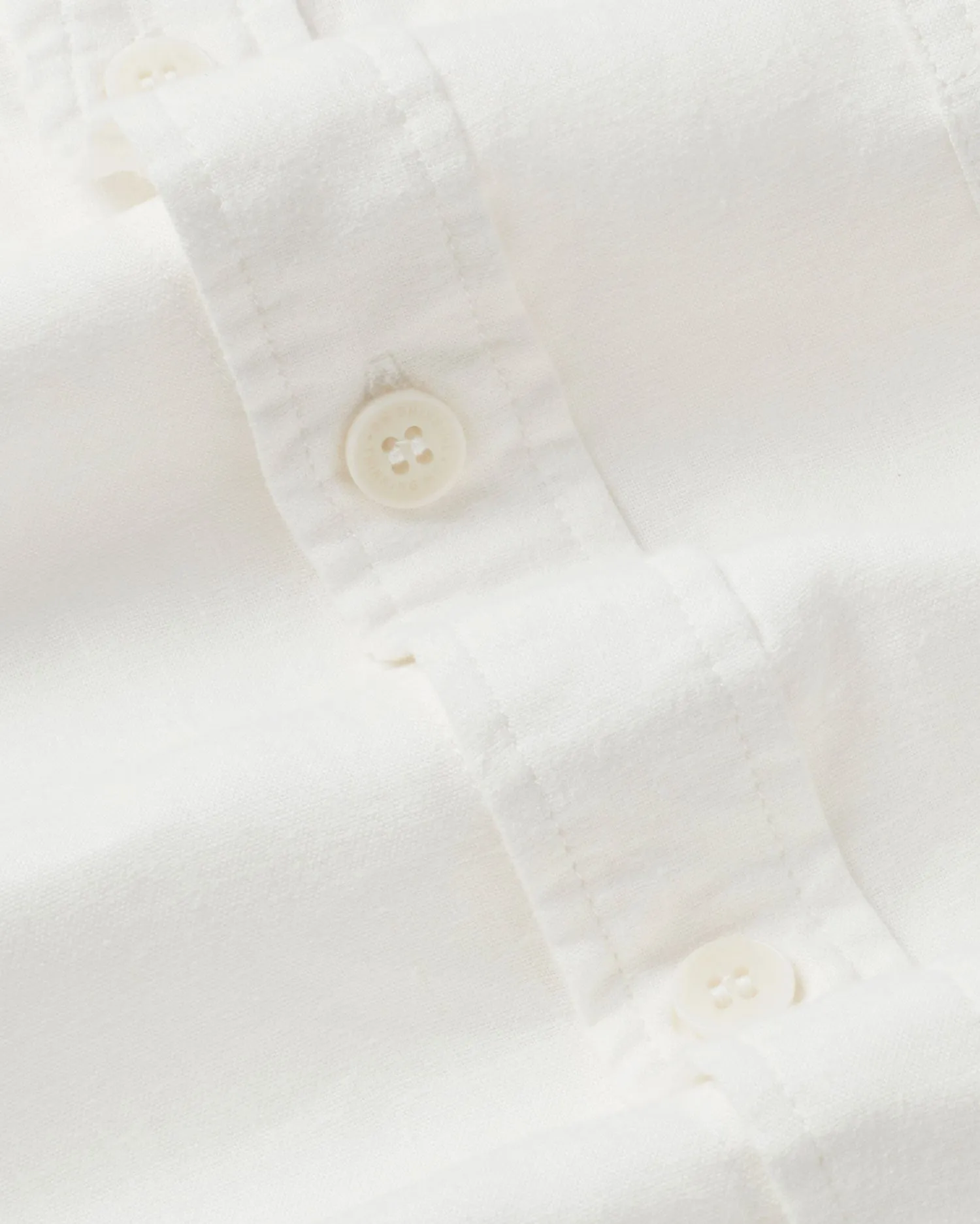 Camisa blanca hemp Ant sold by Thinking Mu product image thumbnail 5