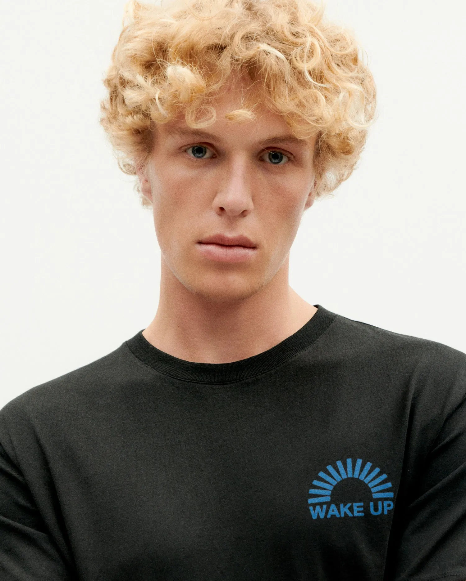 Camiseta negra Wake up sold by Thinking Mu product image thumbnail 3