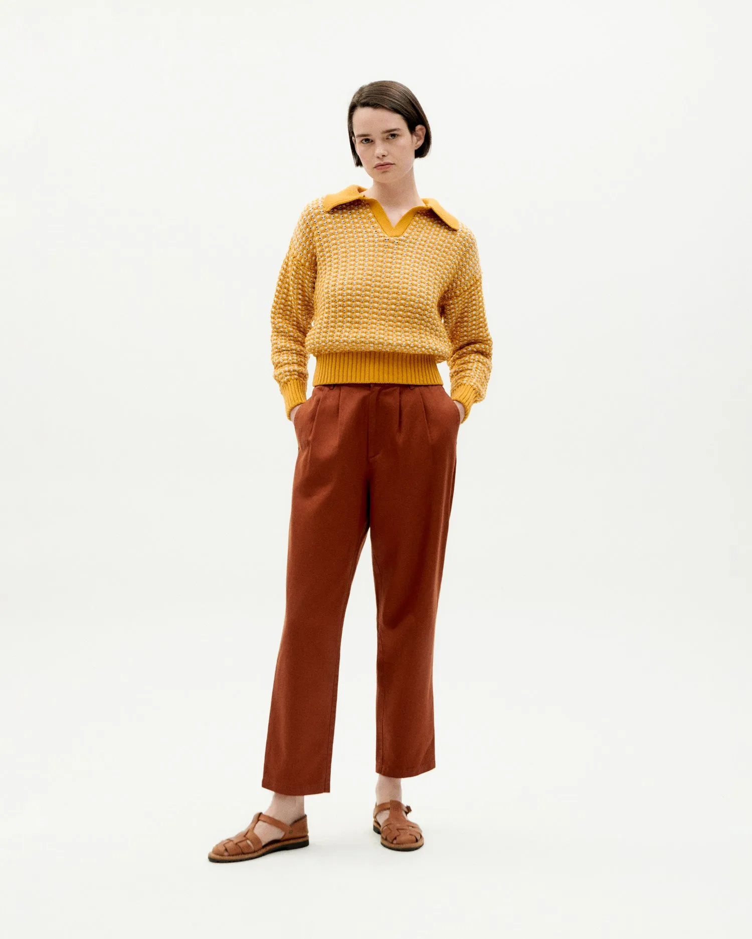 Pantalón marrón hemp Rina sold by Thinking Mu product image thumbnail 2