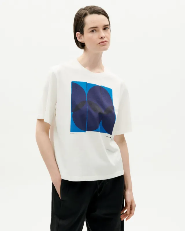 Camiseta blanca art 1 Lucia sold by Thinking Mu