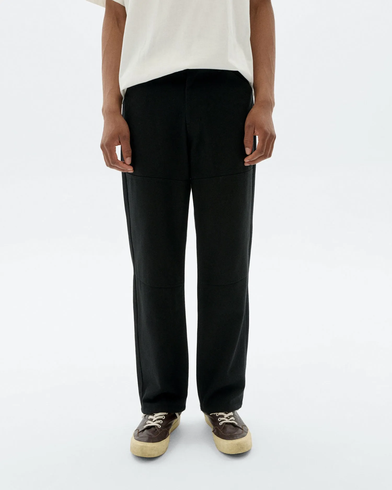 Pantalón recto negro Stan sold by Thinking Mu