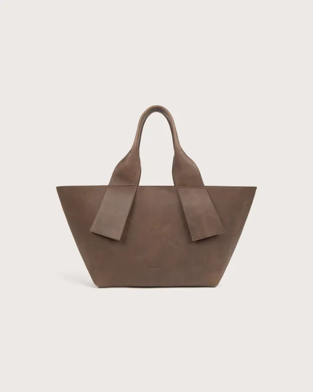 Bolso marrón oscuro piel Pepo made by Thinking Mu
