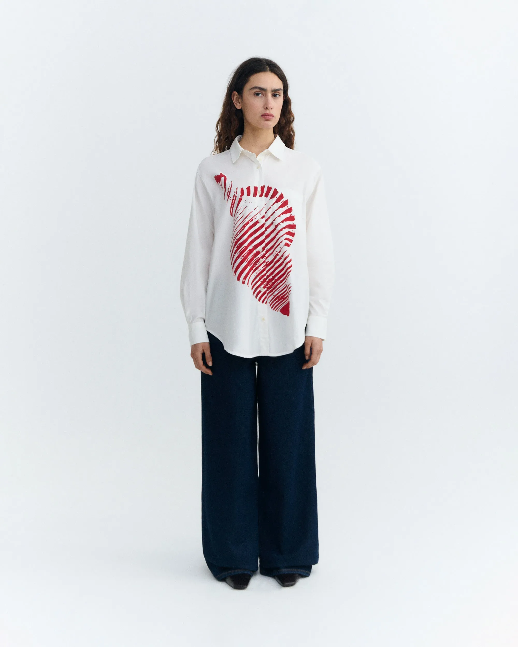 Blusa oversize popelin concha Odie sold by Thinking Mu