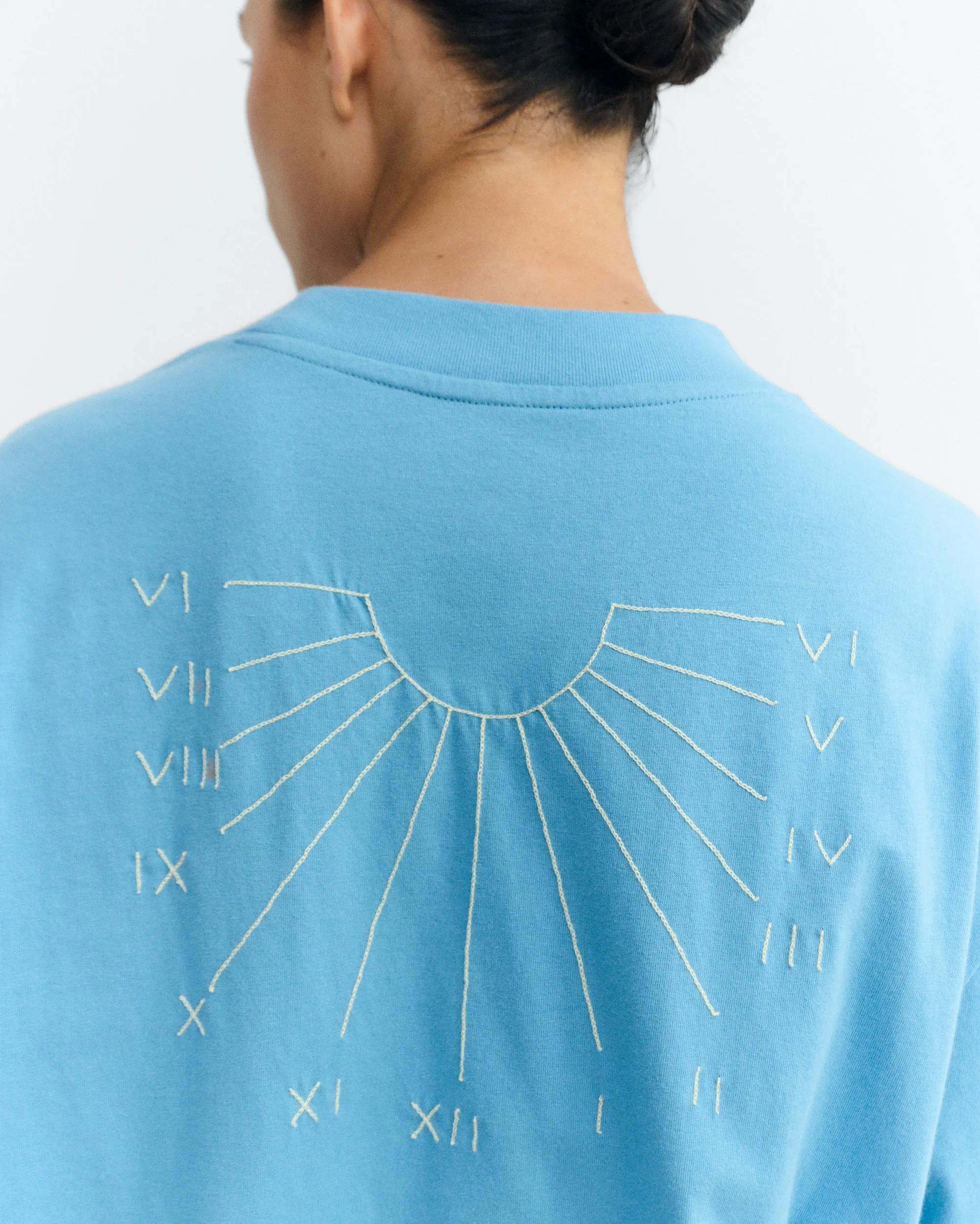 Camiseta oversize bordada a mano Lena sold by Thinking Mu product image thumbnail 2