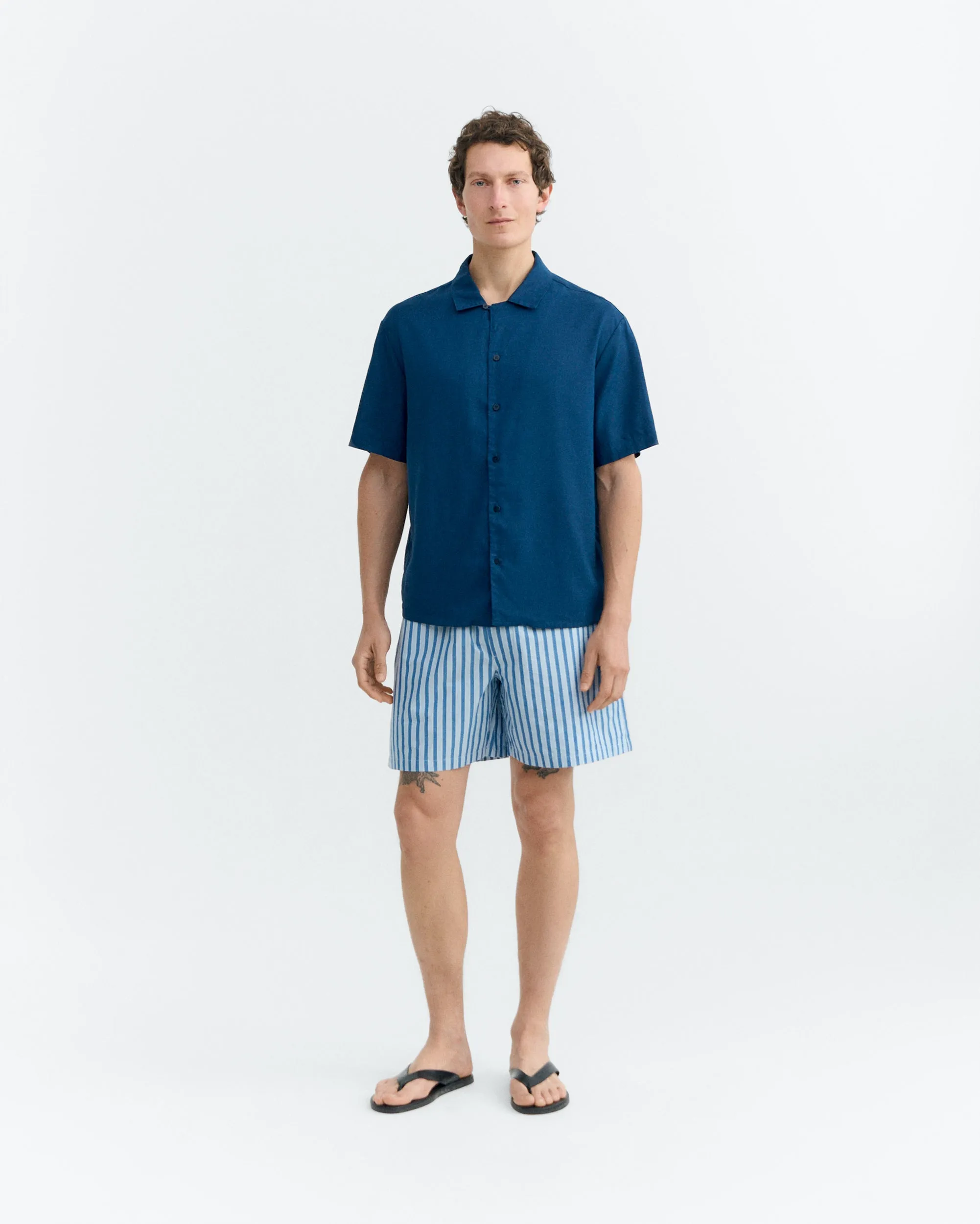 Bermuda rayas azul Haitam sold by Thinking Mu