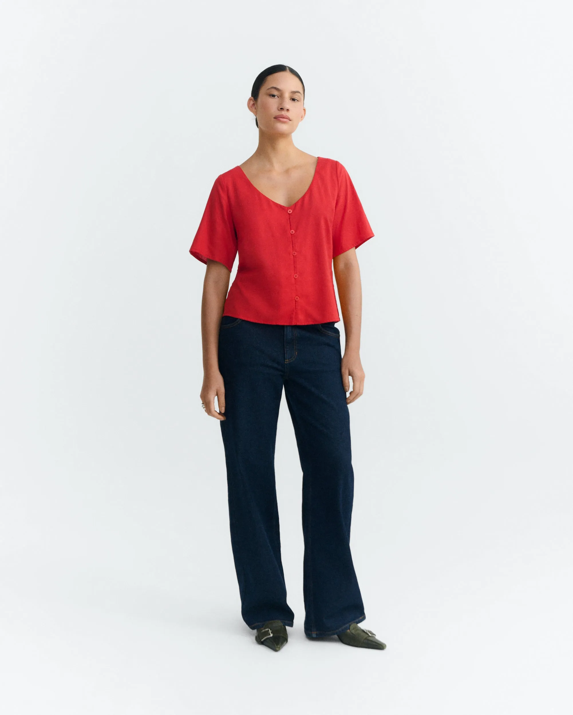Blusa roja hemp Leia sold by Thinking Mu