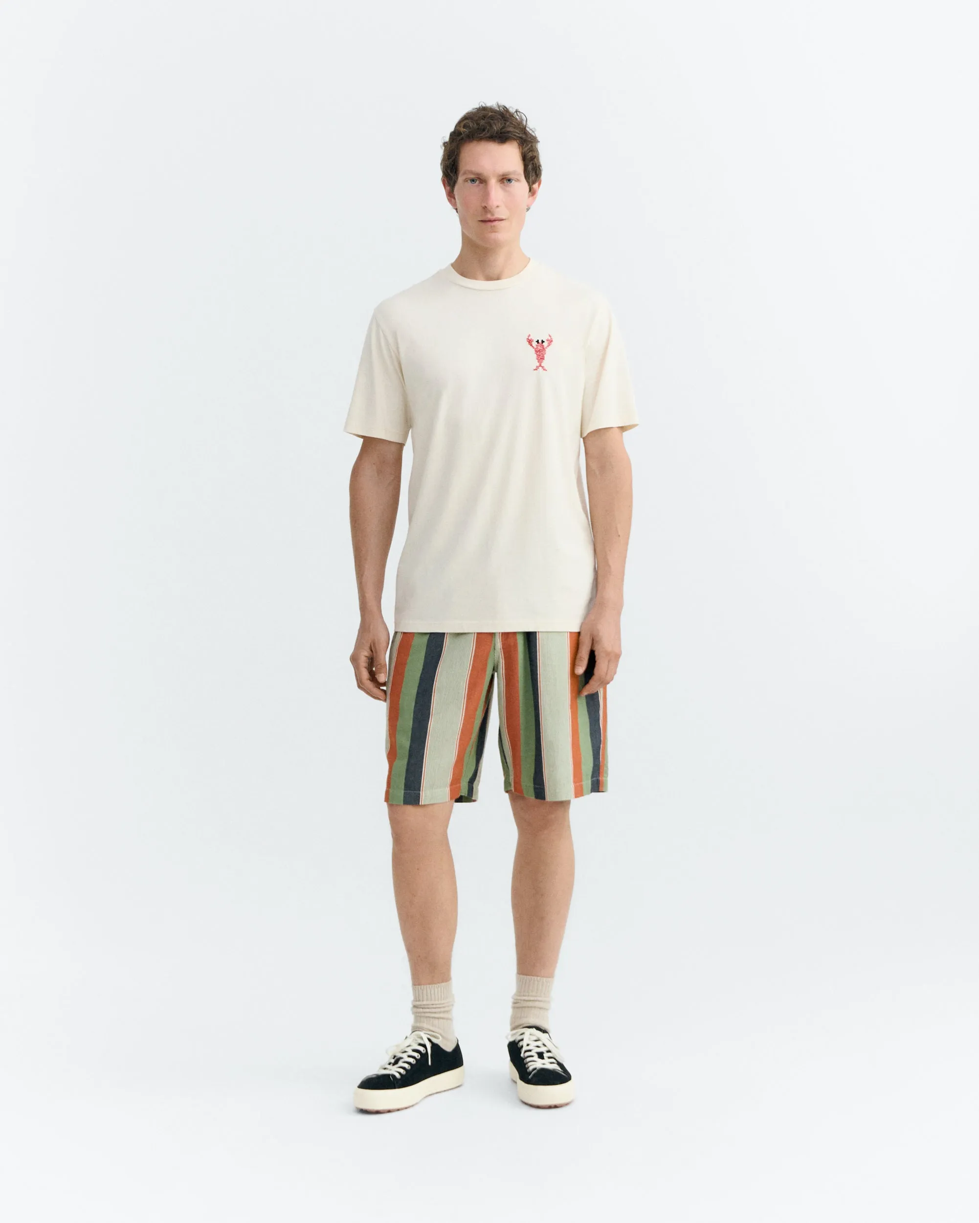 Camiseta bordada lobster Zach sold by Thinking Mu