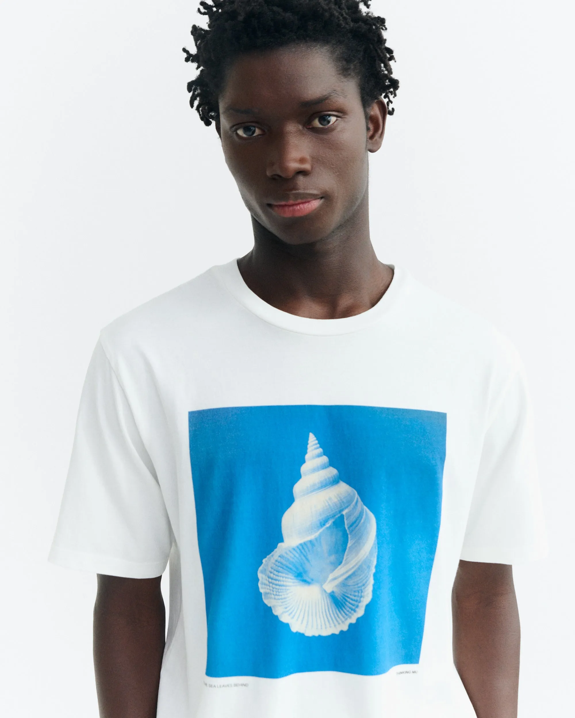 Camiseta sea treasure Zach sold by Thinking Mu product image thumbnail 3