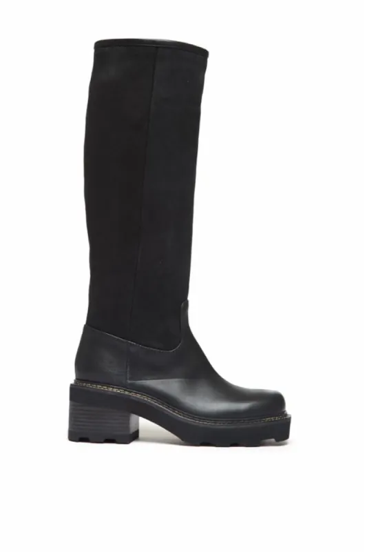Vylos Boot in Black Leather made by Gabriela Hearst