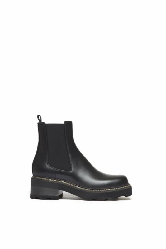 Jil Chelsea Boot in Black Leather sold by Gabriela Hearst