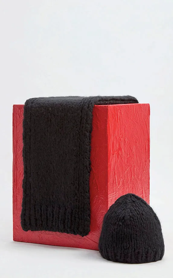 Pyke Knit Scarf in Black Welfat Cashmere sold by Gabriela Hearst product image thumbnail 3