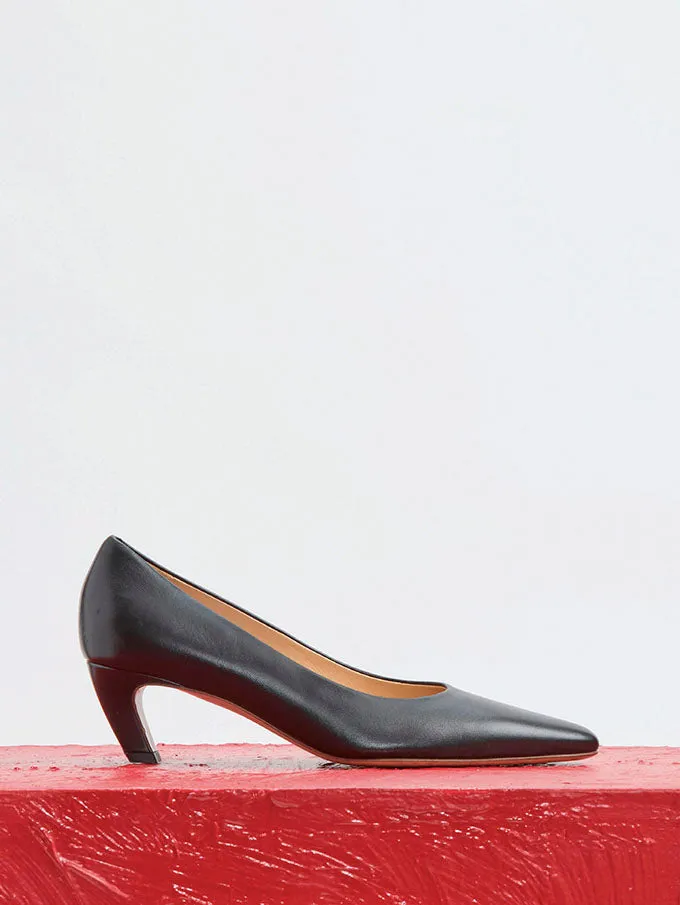 Peggy Pump in Black Nappa Leather sold by Gabriela Hearst product image thumbnail 5
