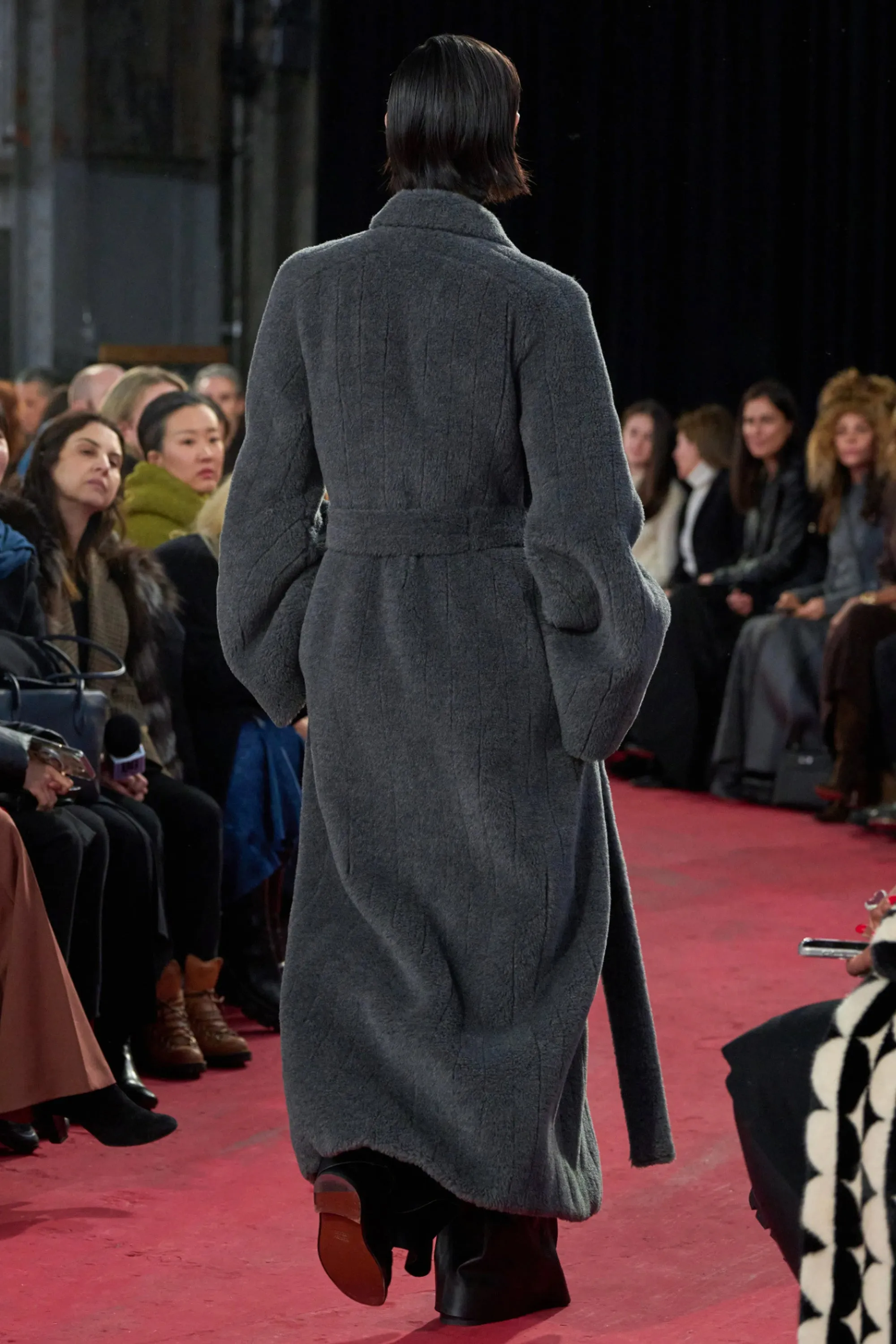 Barring Coat in Dark Grey Virgin Wool Silk Cashmere Fur sold by Gabriela Hearst product image thumbnail 3