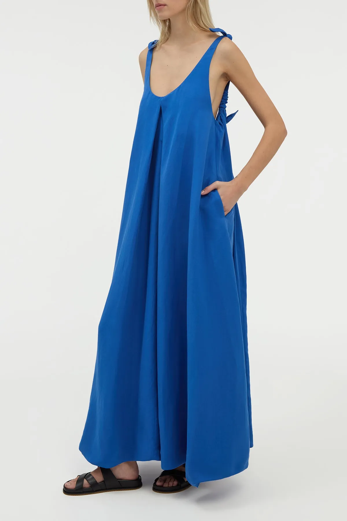 Aras Maxi Dress in Cobalt Linen Silk sold by Gabriela Hearst product image thumbnail 3