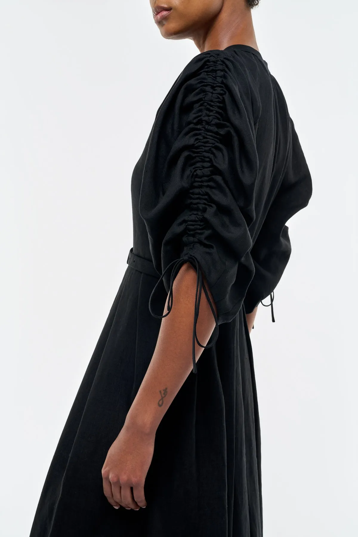 Linnea Maxi Dress in Black Aloe Linen sold by Gabriela Hearst product image thumbnail 5