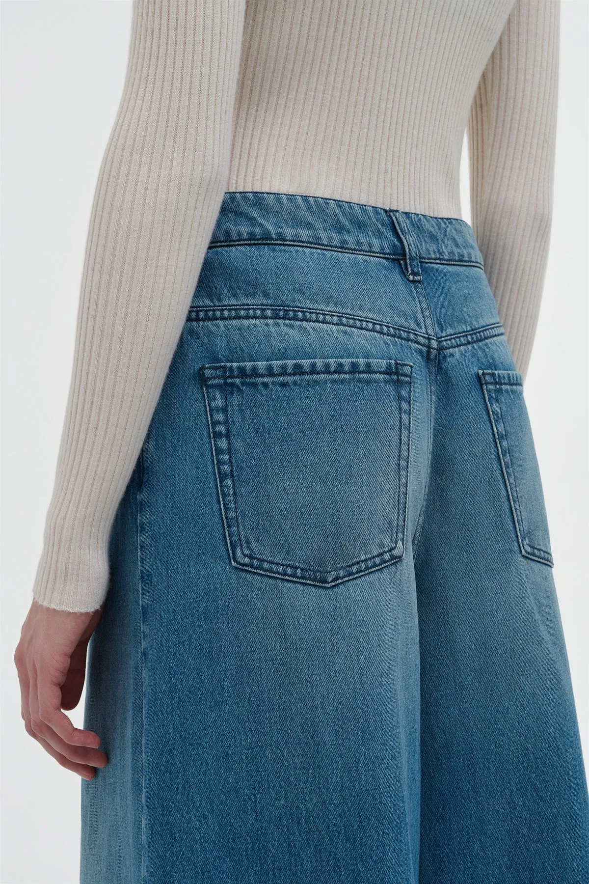 Brenn Wide-leg Jean in Uruguayan Blue Recycled Cotton Denim sold by Gabriela Hearst product image thumbnail 5