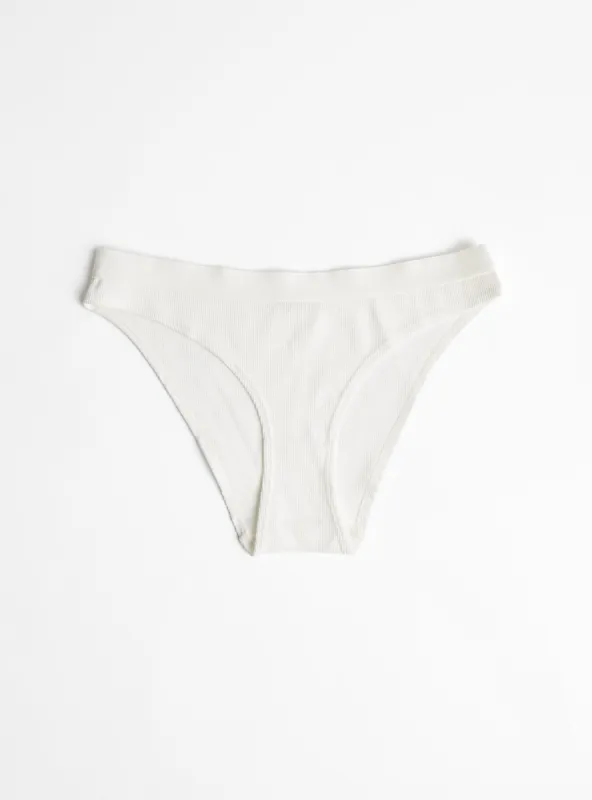 Chrissie Brief Natural White made by Garbstore