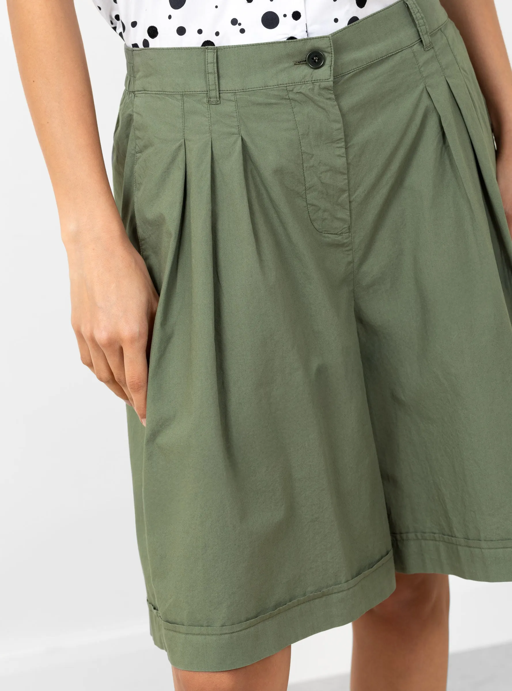 Long Walking Shorts Sage Green sold by Garbstore product image thumbnail 5