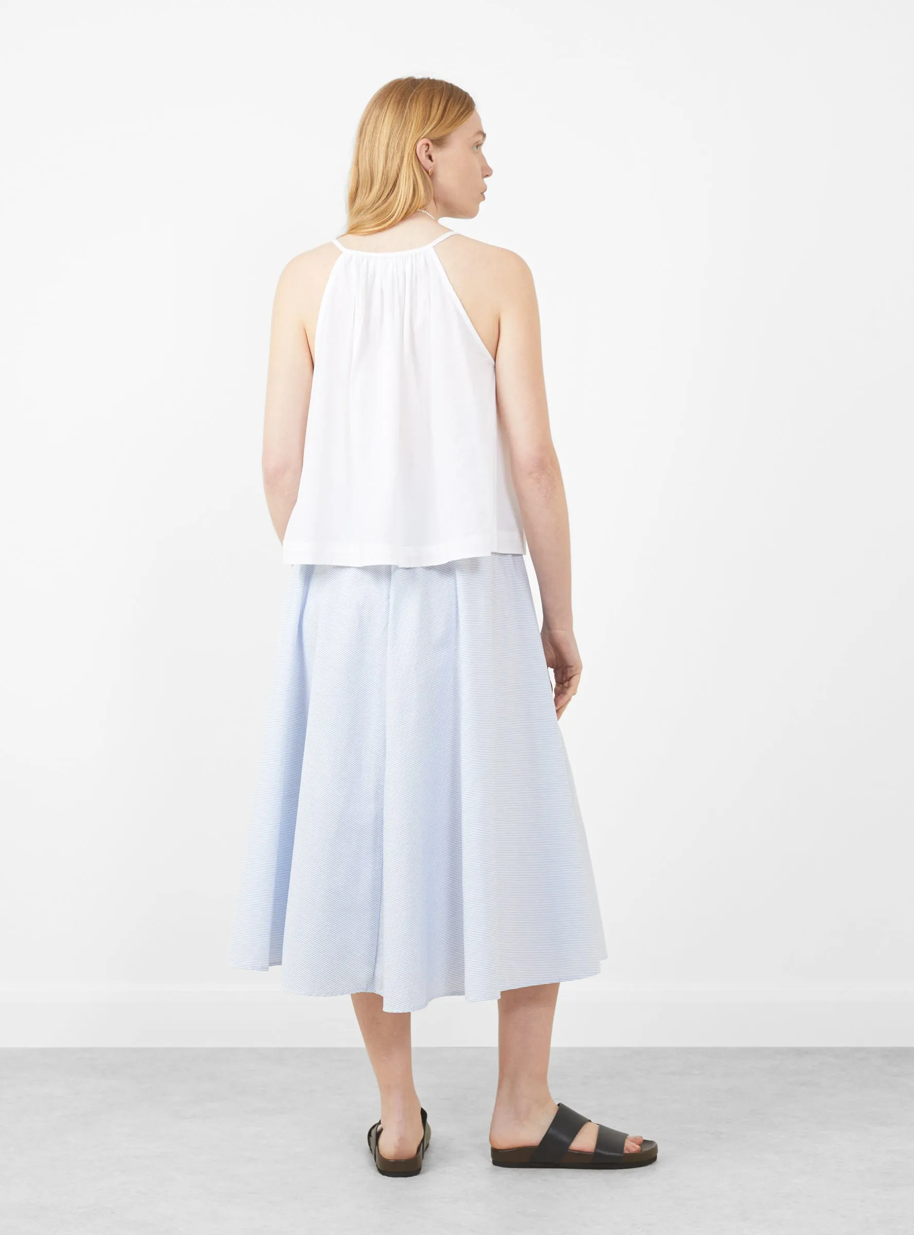 Magnolia Top Optic White sold by Garbstore product image thumbnail 3