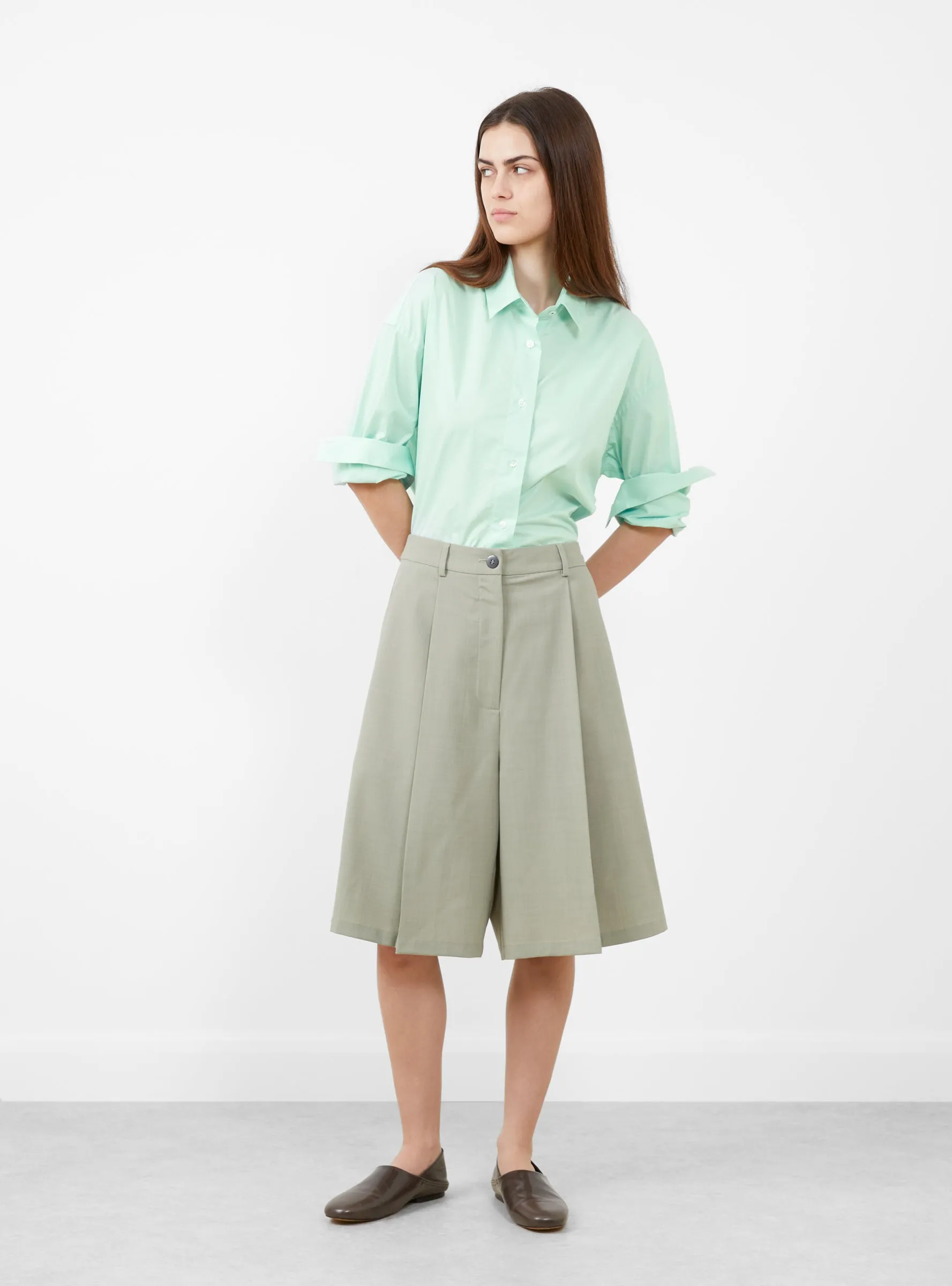 Tailoring Stitch Bermuda Shorts Salvia sold by Garbstore product image thumbnail 2