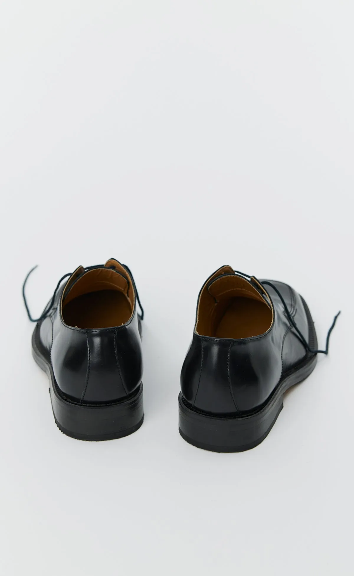 Reunion Derby - Black Polido sold by mfpen product image thumbnail 2