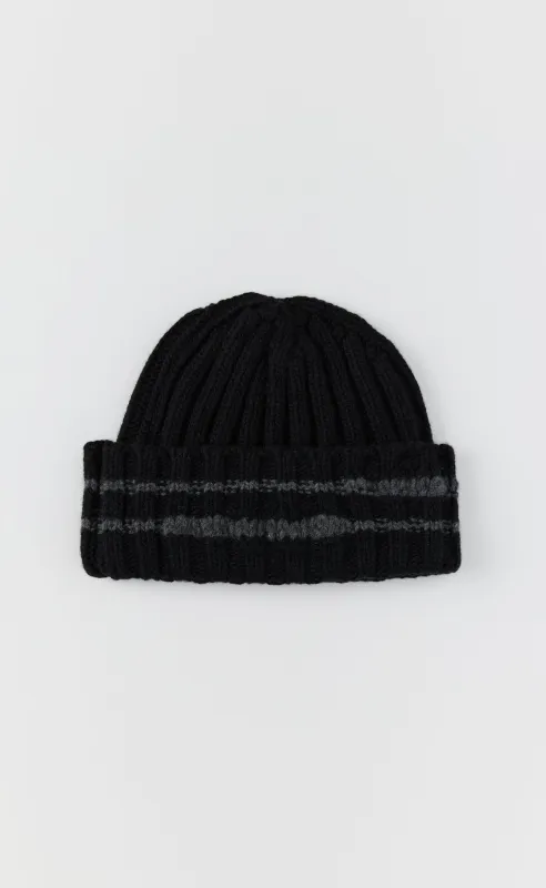 Court Beanie - Black made by mfpen