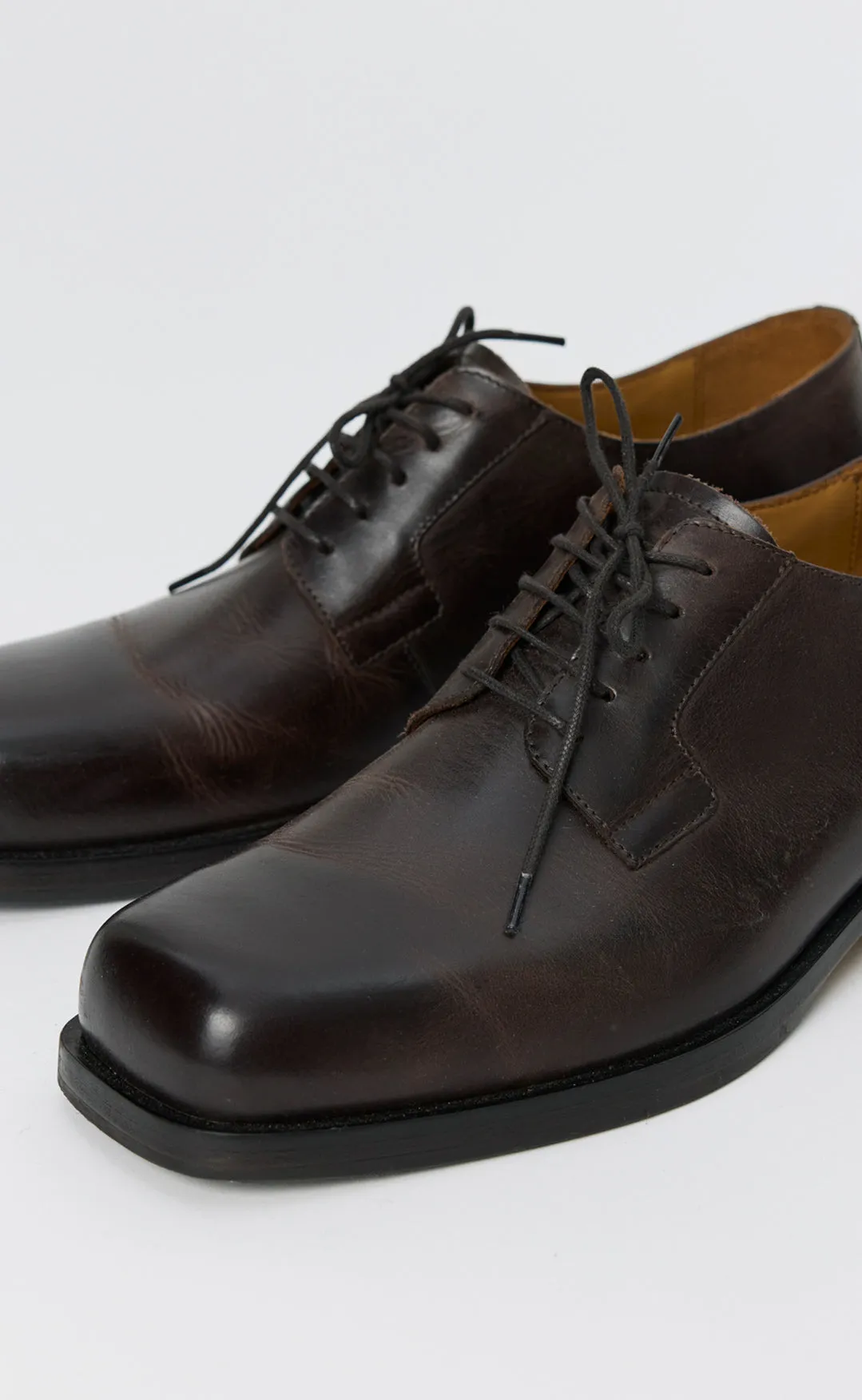 Event Derby - Brown Crust sold by mfpen product image thumbnail 2