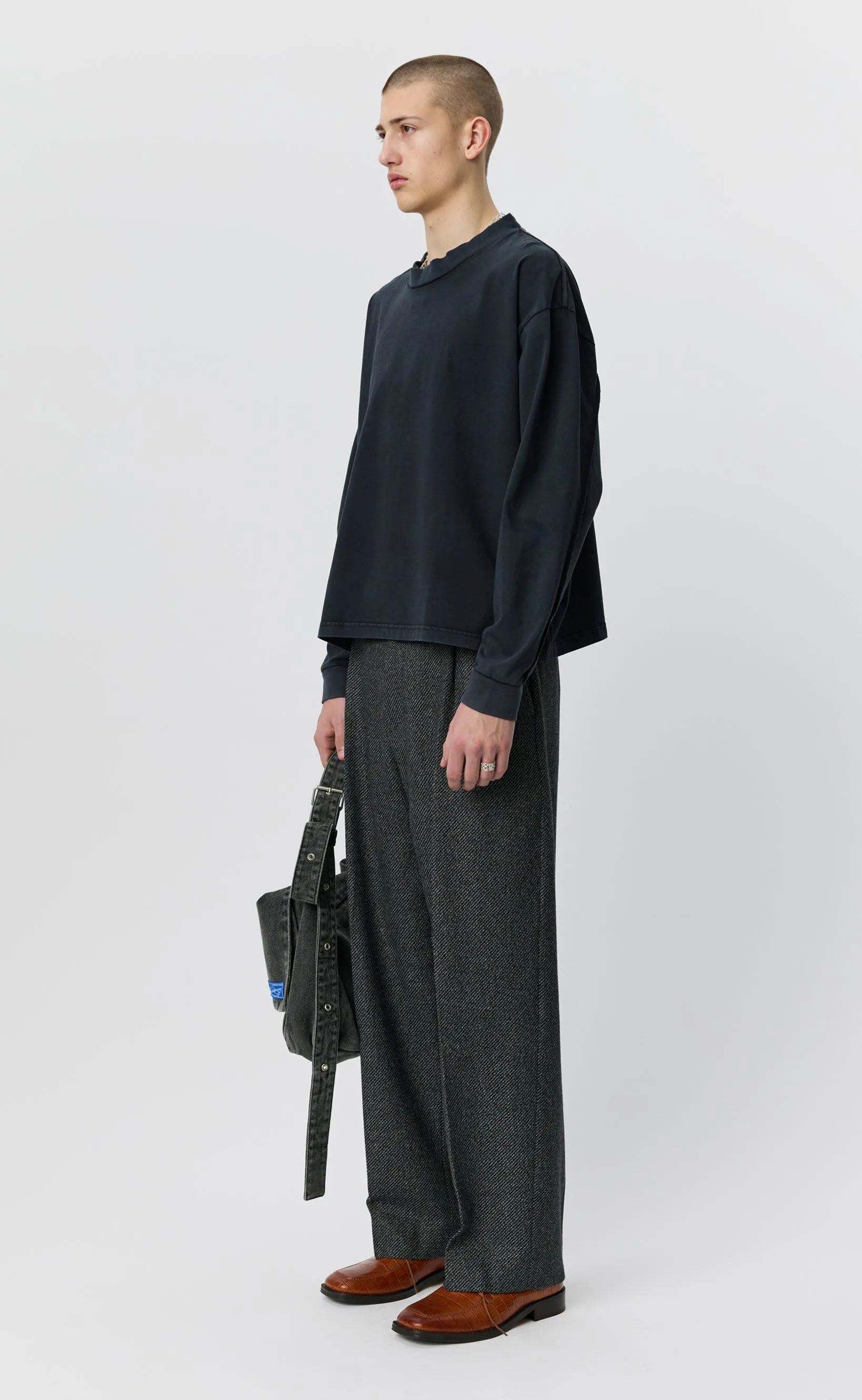 Browsing LS Tee - Vintage Black sold by mfpen product image thumbnail 2