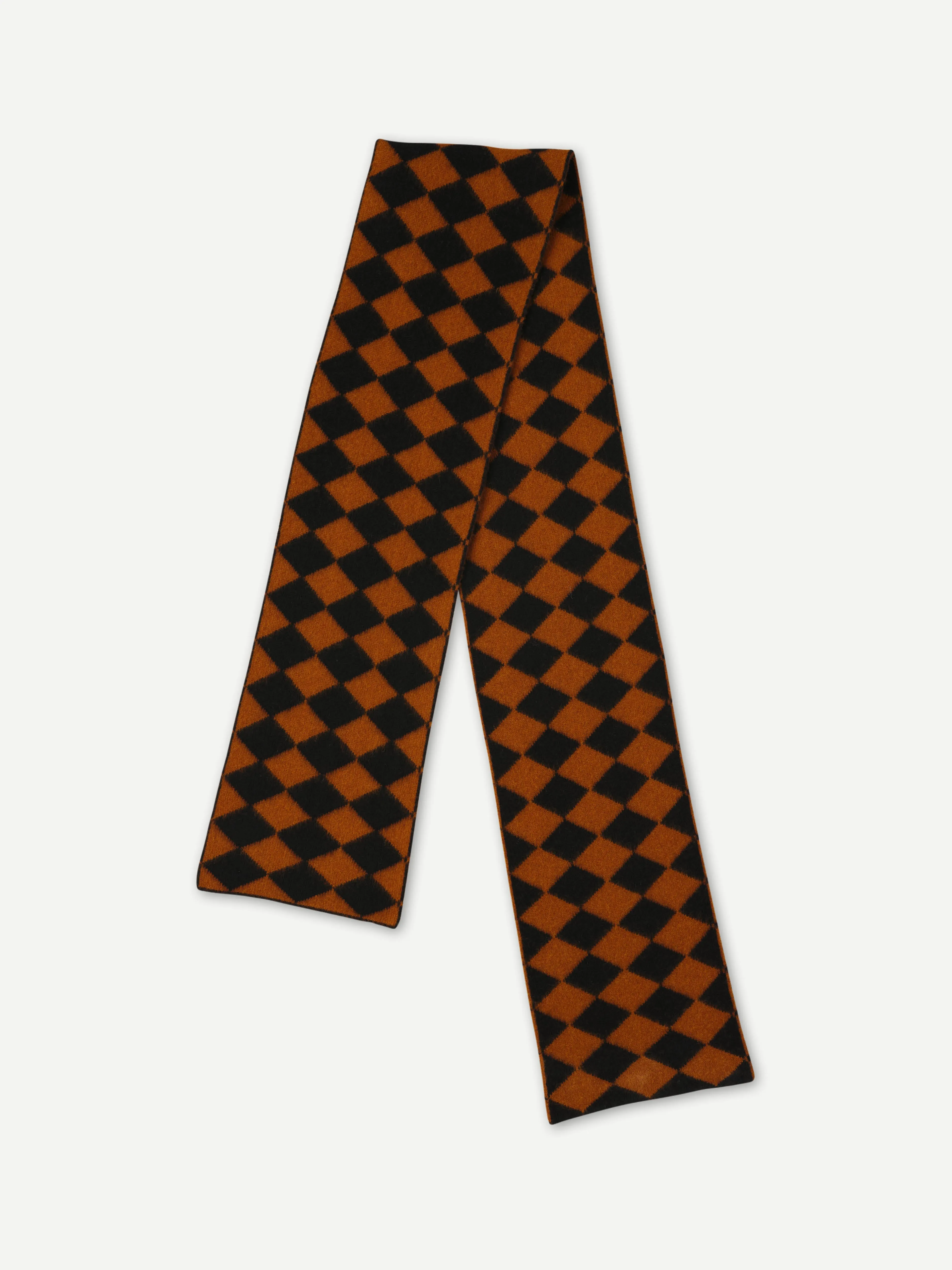 BRUSHED DIAMOND SCARF CUMIN & BLACK sold by Jo Gordon